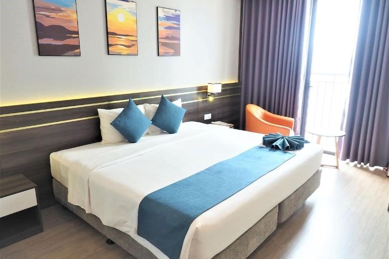 Deluxe with City View